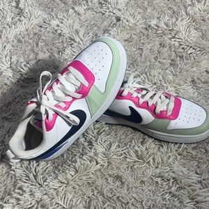 Nike White and Pink Sneakers with Green Accents